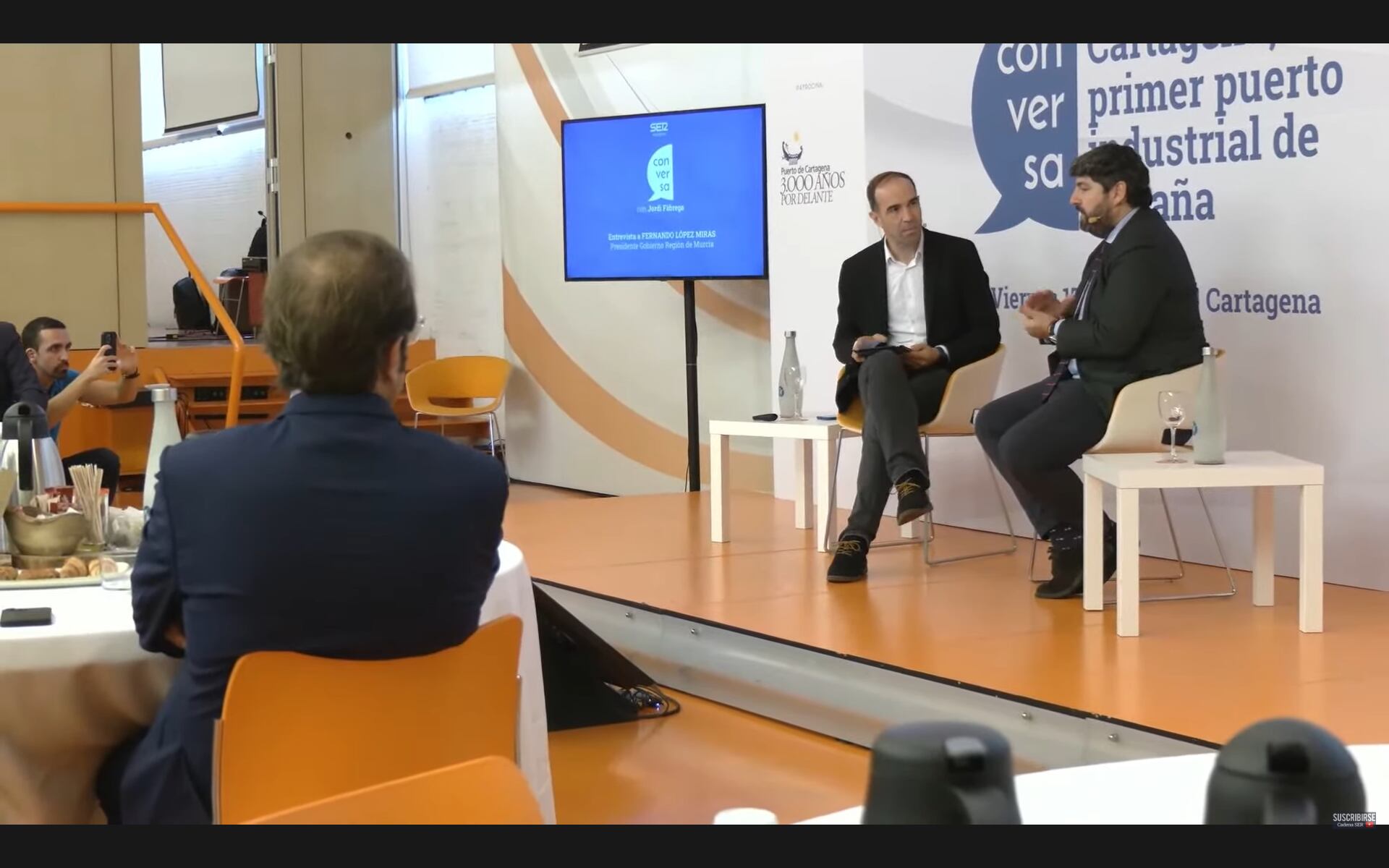 Jordi Fàbrega entrevista a Fernando López Miras