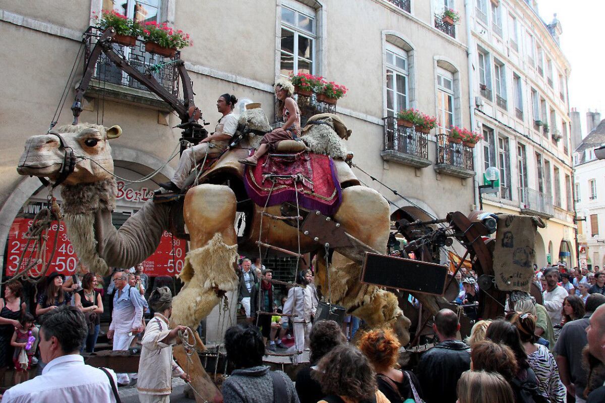 Los Emisarios reales realizarán un pasacalles en Cartagena este viernes