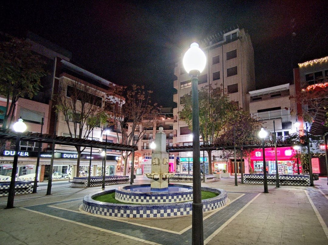 Mejora iluminación Plaza Sagasta Elda