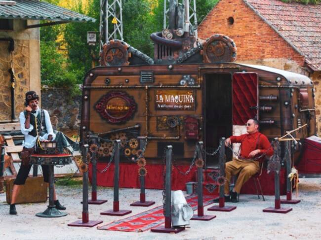 Una de las tres caravanas mini teatros