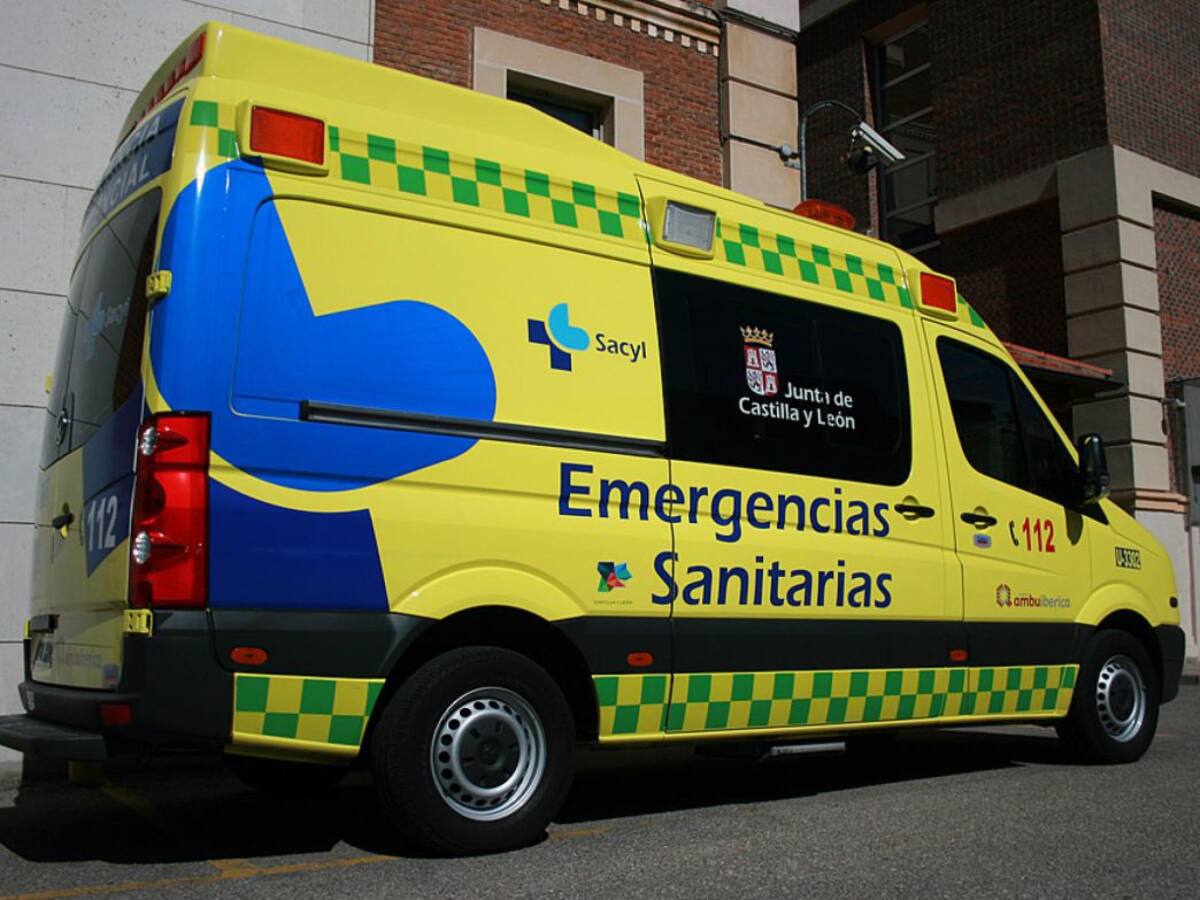 Cuatro personas heridas tras una colisión en la avenida de Asturias en Ponferrada