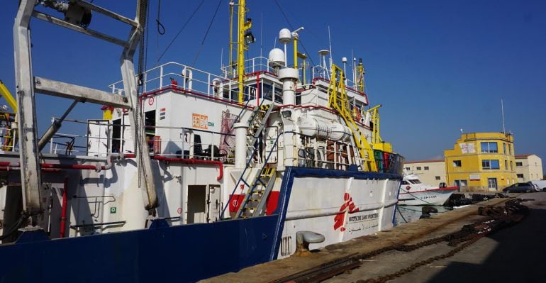 El barco de Médicos sin Fronteras, Dignity I, atracado en el puerto de Burriana (Castellón) en enero de 2016.