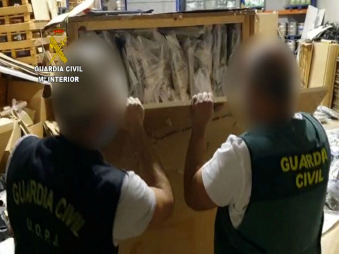 Desarticuladas en Málaga dos organizaciones criminales dedicadas al transporte internacional de droga