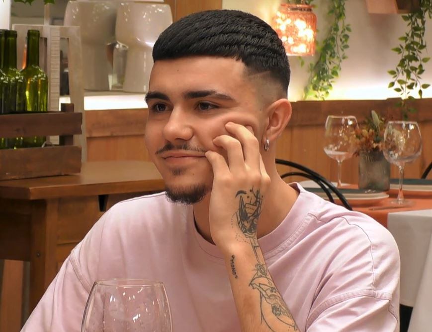 El hijo de un conocido futbolista acude a &#039;First Dates&#039; y su cita no da crédito: &quot;No me gustaría&quot;.