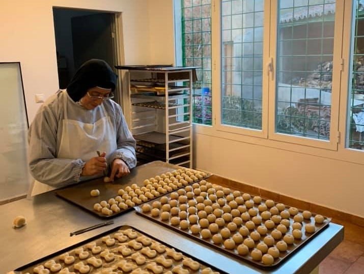 El obrador de las Carmelitas de Maluenda atiza sus fogones ante la proximidad de las fiestas navideñas