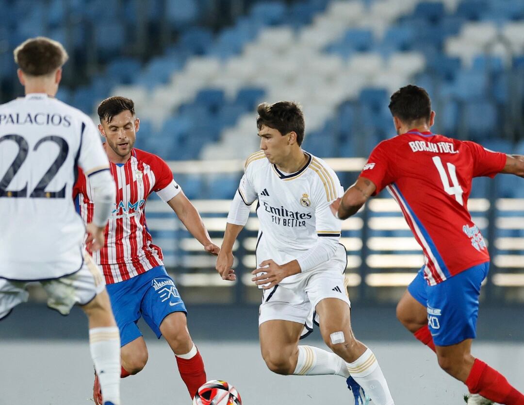 La plantilla celebra el triunfo