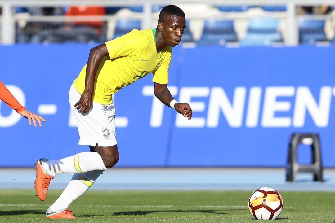 Vinícius, durante el partido contra Chile