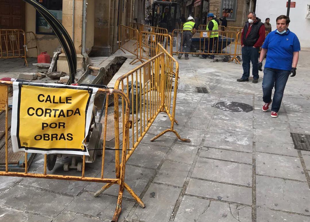 Obras en la calle Mesones de Úbeda