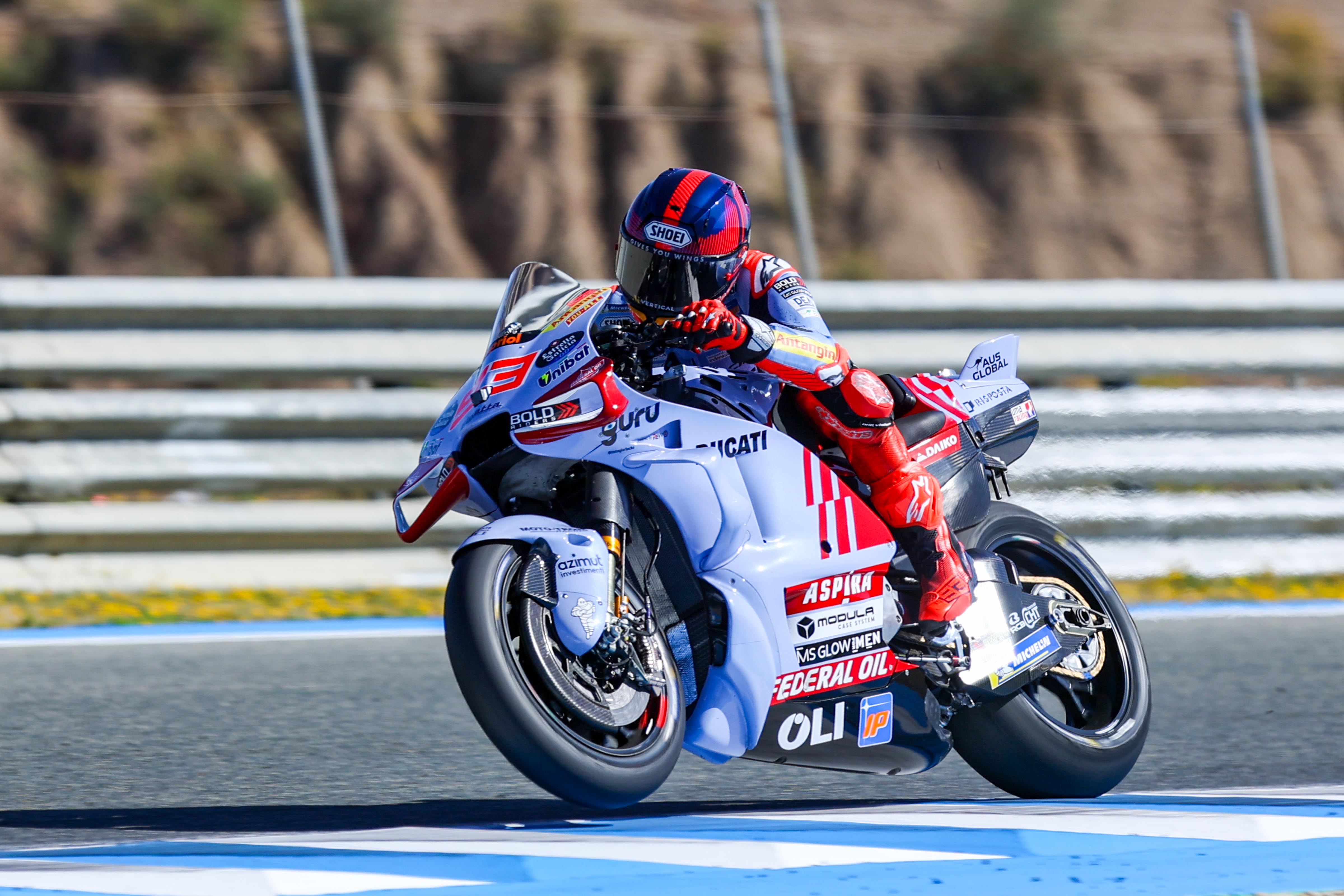 Marc Márquez durante los test del lunes en el Circuito de Jerez