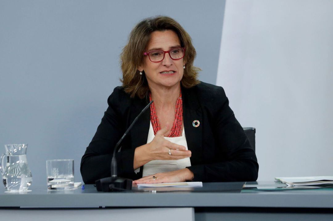 Teresa Ribera durante la rueda de prensa posterior al Consejo de Ministros donde se ha aprobado, este martes, solicitar en el Congreso la última prórroga del estado de alarma en el Palacio de la Moncloa en Madrid. EFE. J.j. Guillén