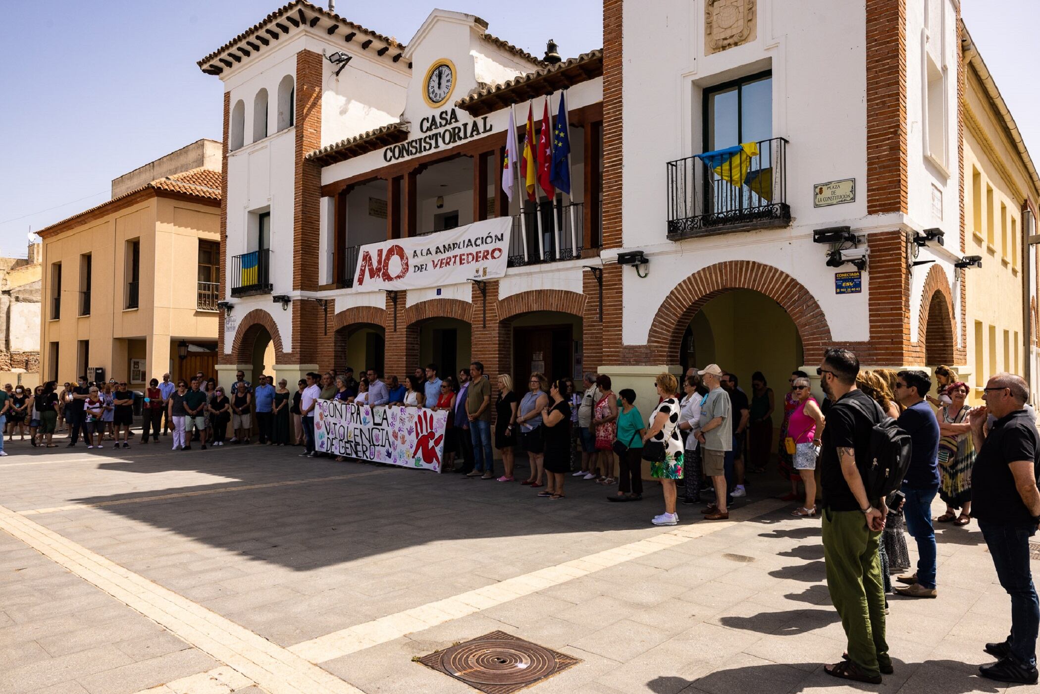 Concentración este lunes en Pinto contra la agresión machista a la mujer que recibió 17 puñaladas de su pareja.