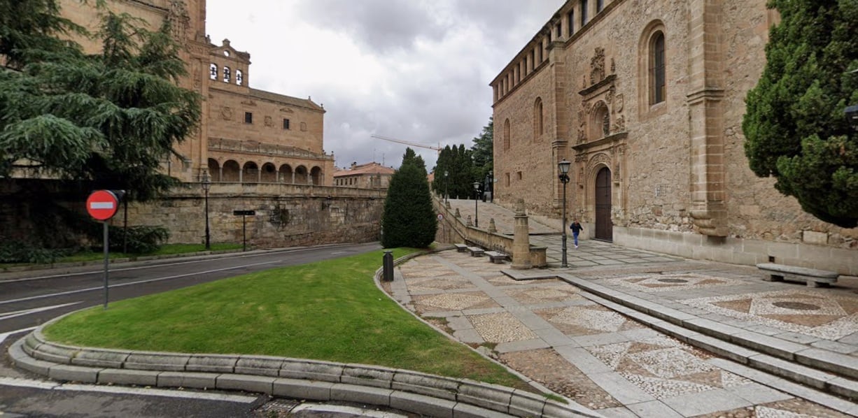 Zona del convento de San Esteban y final de la Gran Vía de Salamanca, en el acceso desde arroyo de Santo Domingo/Maps