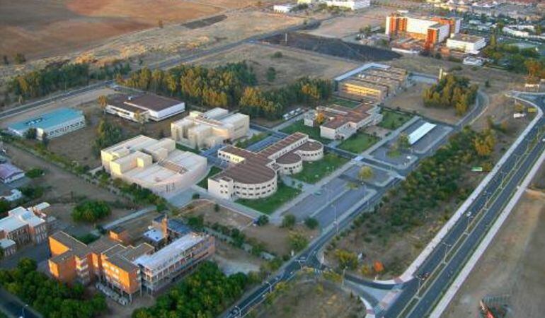 Vista aérea del Campus pacense.