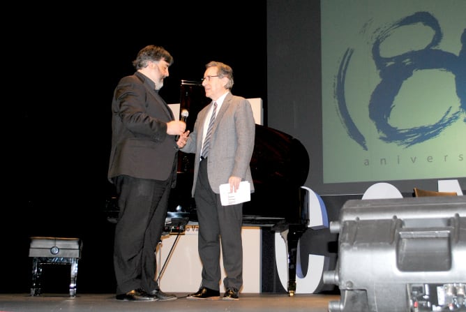 El pianista Diego Fernández Magdaleno estrenó una obra compuesta por Francisco Garcia Álvarez para el 80 aniversario de Radio Valladolid.