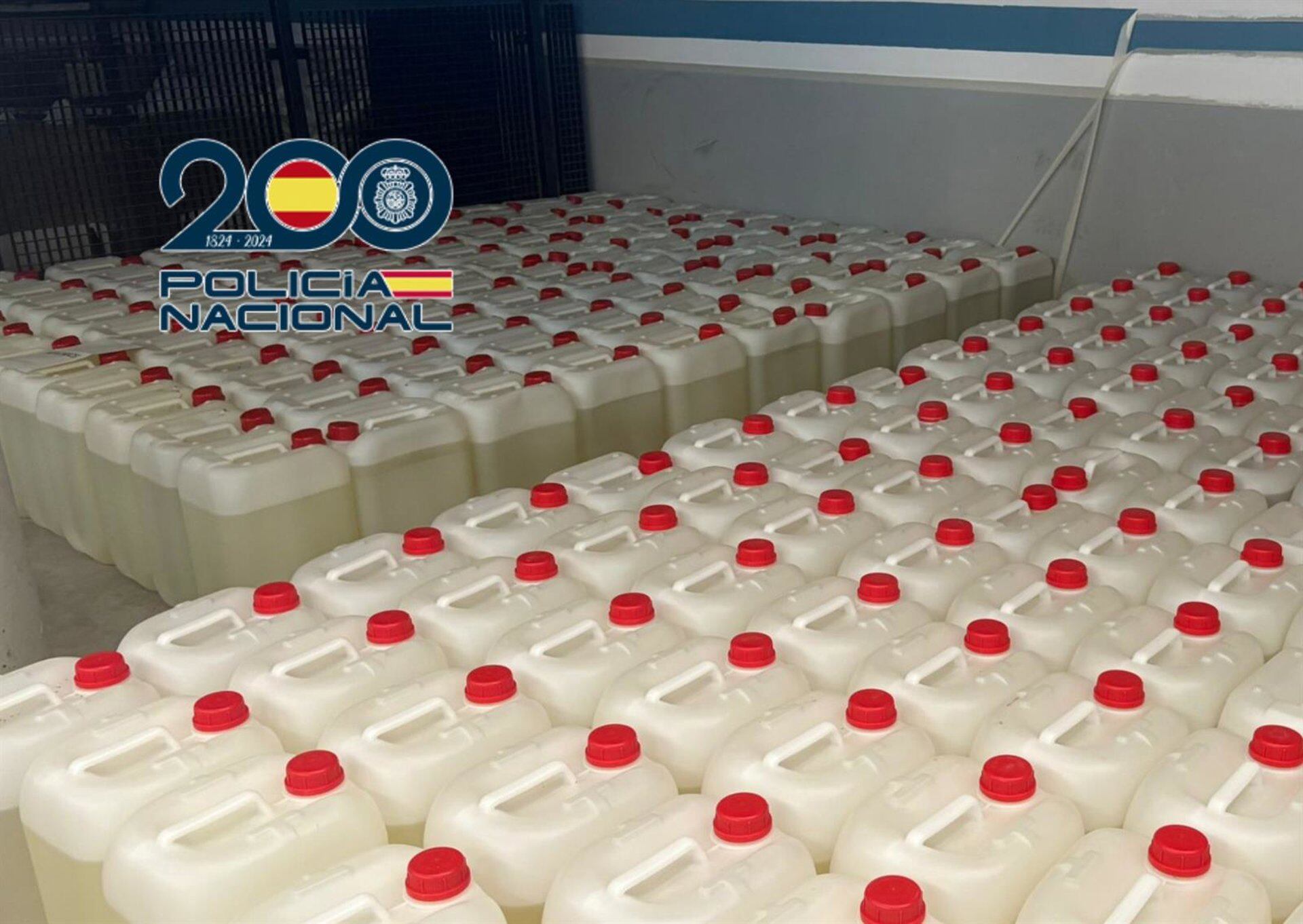 Garrafas de gasolina incautadas en Sanlúcar de Barrameda