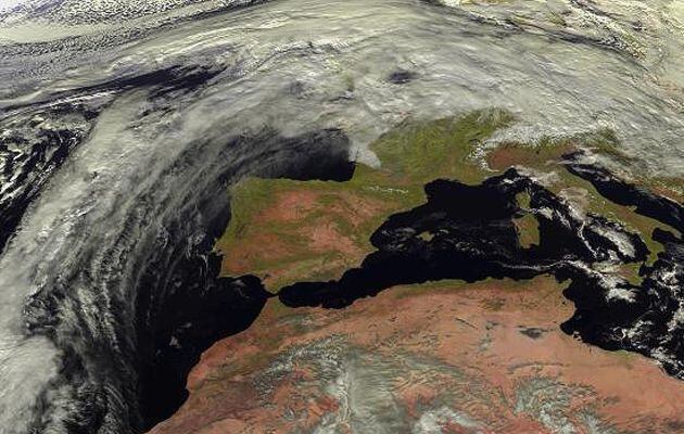 Se acerca el frente atlántico por el noroeste peninsular.