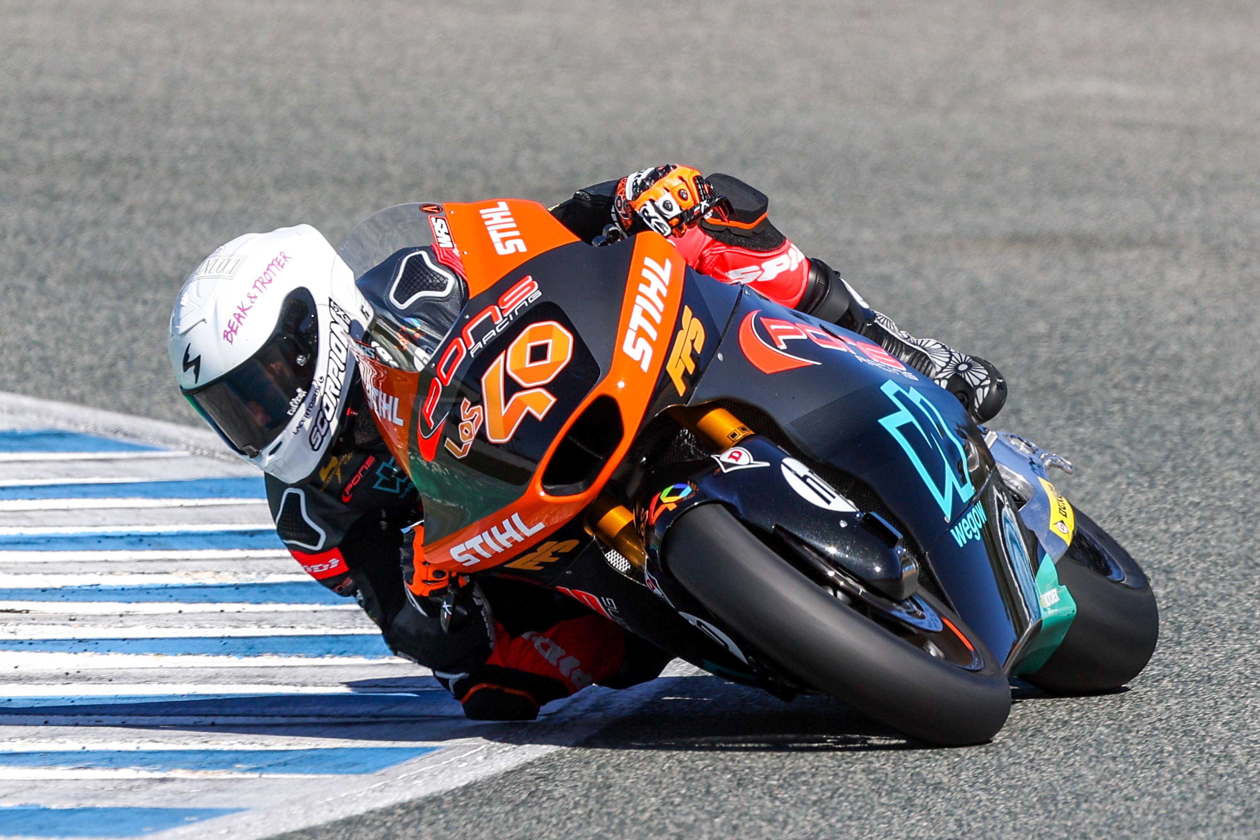 Aron Canet durante los entrenamientos de Jerez