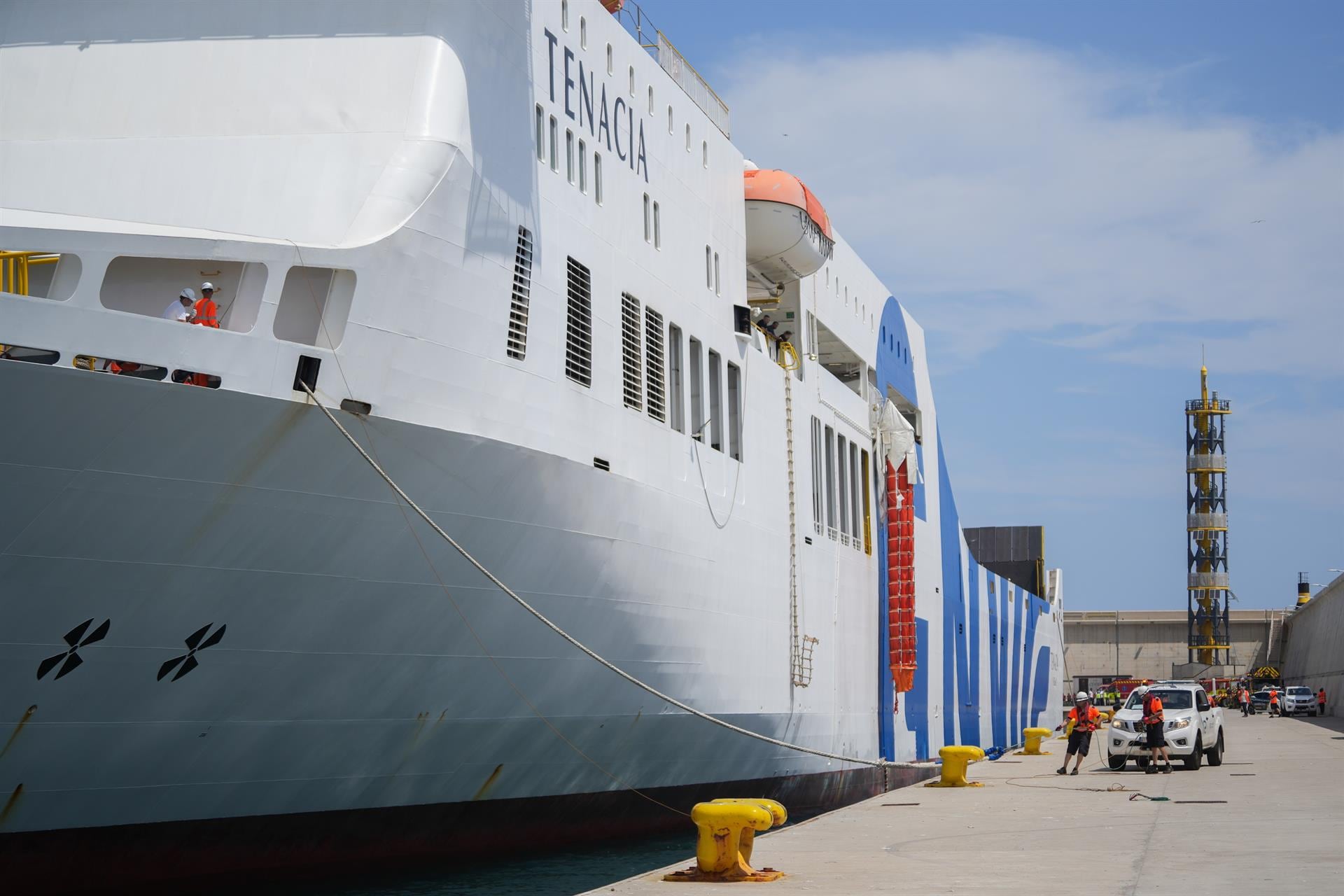 El buque de la naviera GNV ‘Tenacia’, en el Puerto de Valencia