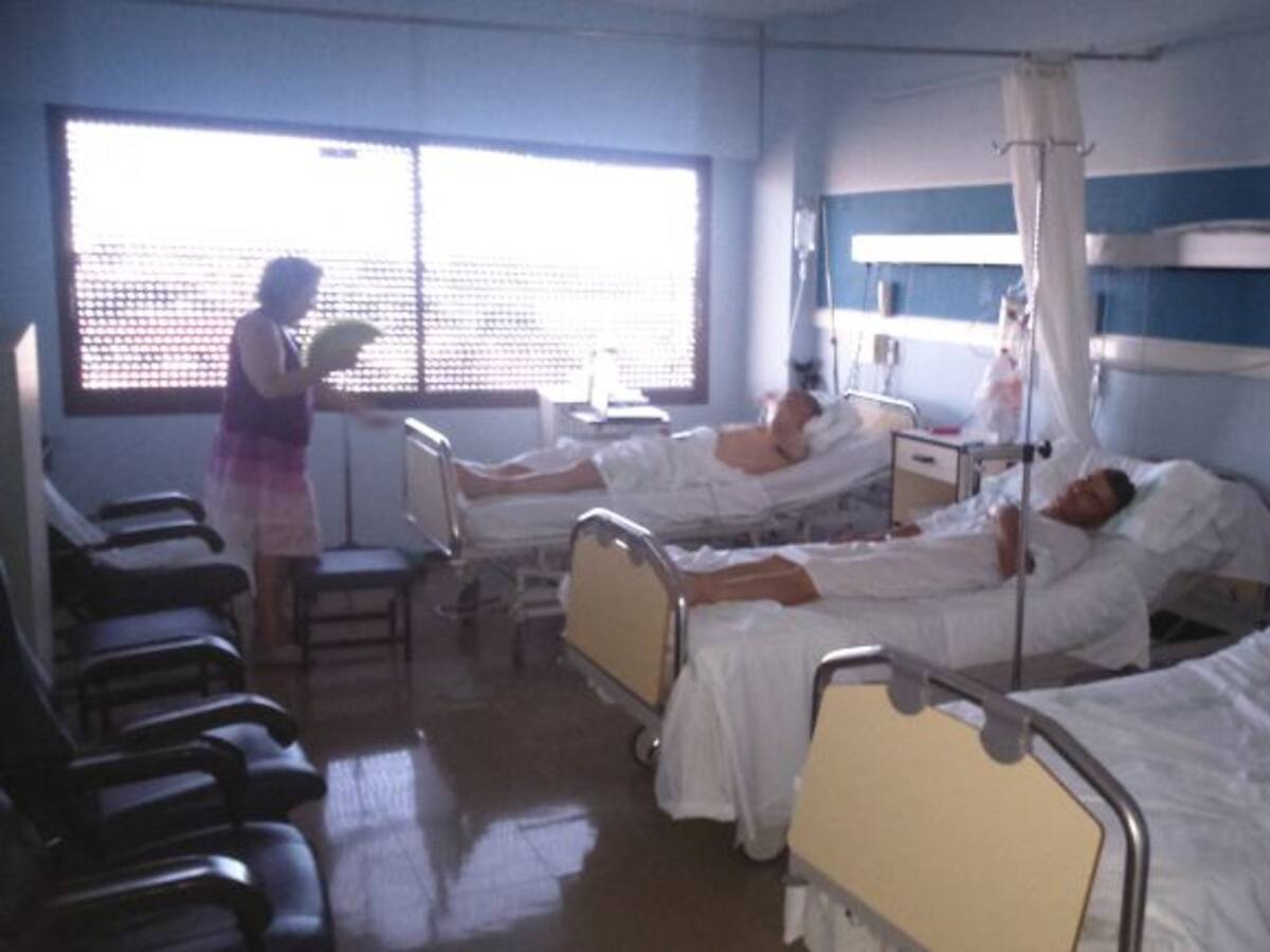 La mayoría de las habitaciones en el hospital de Albacete tienen capacidad para tres pacientes