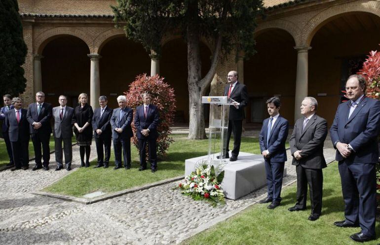 Javier Lambán, durante su discurso en el Museo Provincial de Huesca