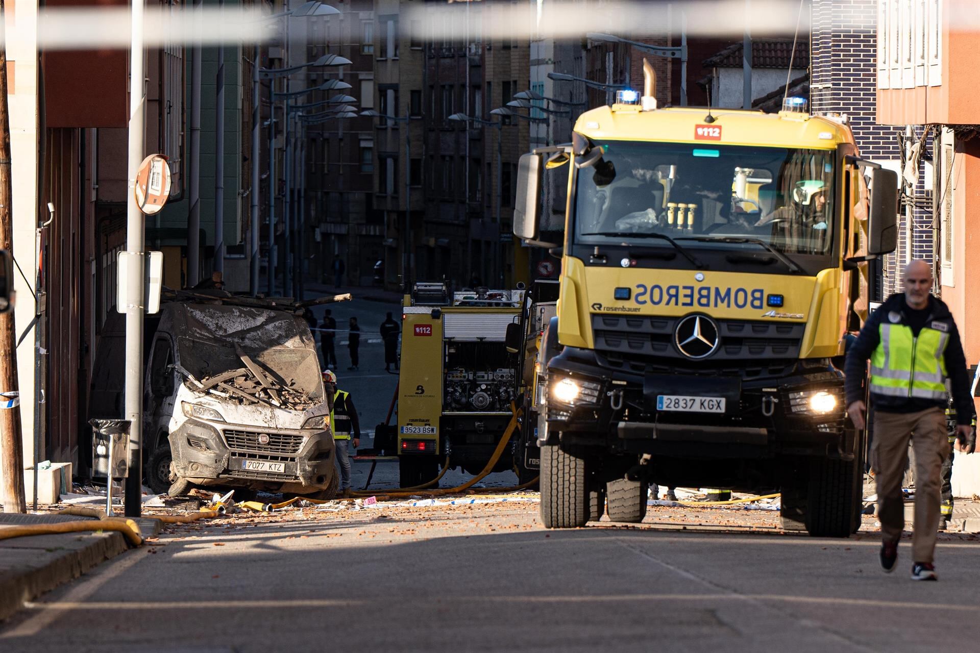 Una explosión de gas en Mieres deja al menos 17 heridos, tres graves y 14 leves