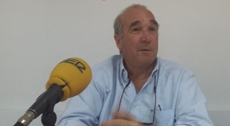 Antonio Santolaya, número 1 al Congreso de Ciudadanos por la provincia de Toledo, durante la grabación del reportaje de SER CLM 