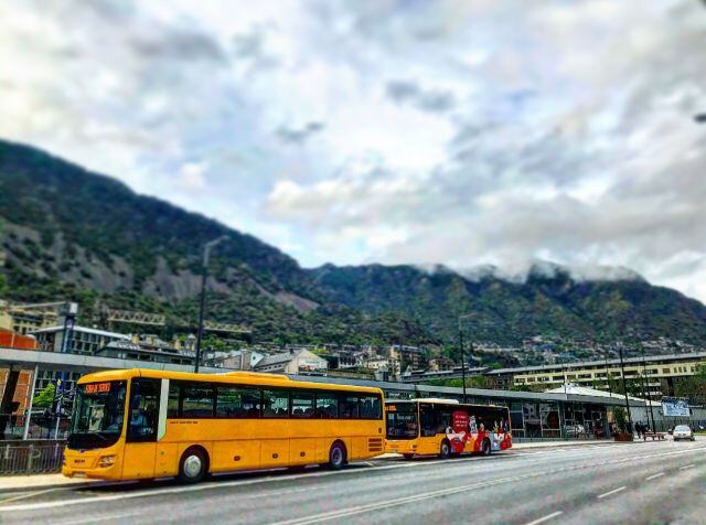 Una imatge del bus de la línia L3.