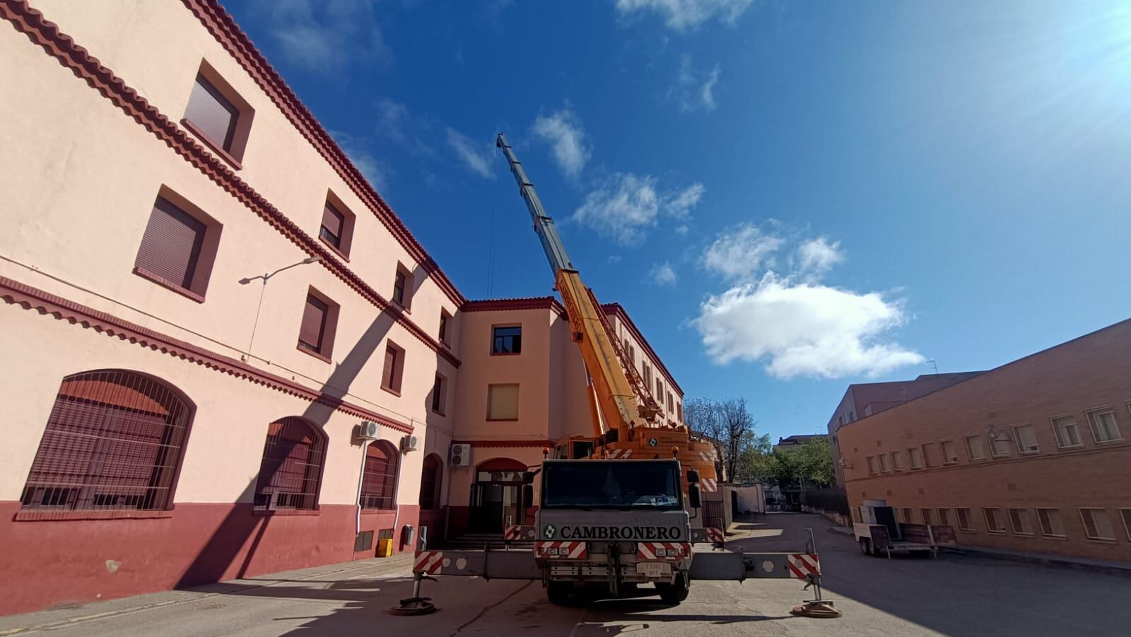 Fachada de la residencia universitaria &quot;Santo Tomás de Villanueva&quot; que gestiona la Diputación de Ciudad Real