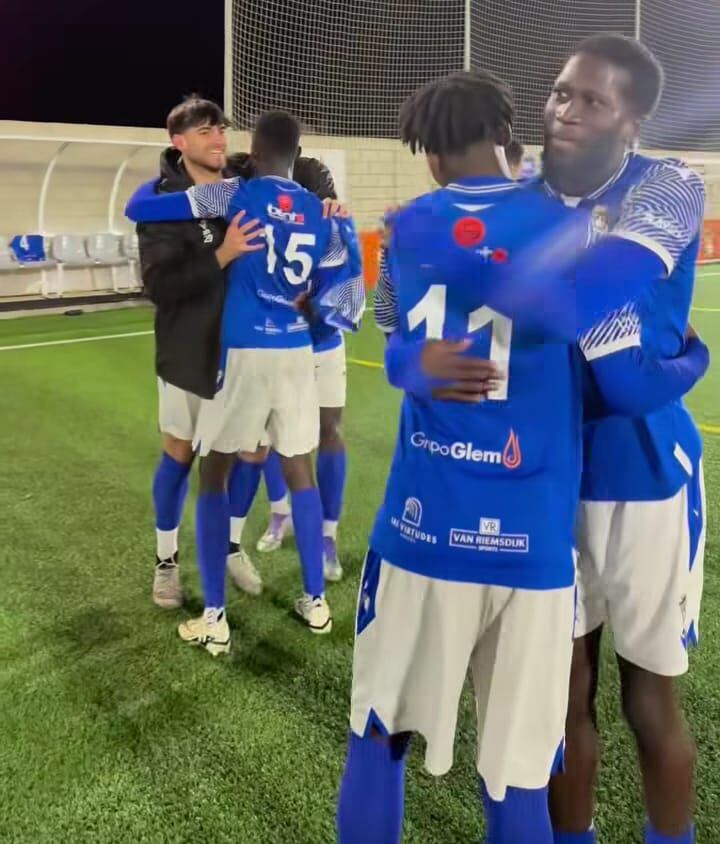 Ha tocado celebrar victoria para el Villena CF