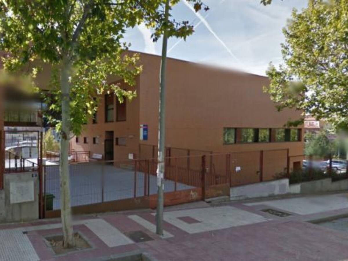 Denuncian recolocaciones de asesores de la Junta al frente de institutos