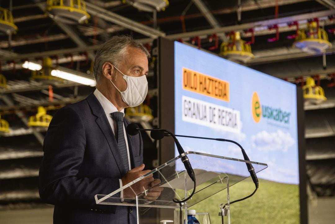 Iñigo Urkullu, interviene en la inauguración de una granja 