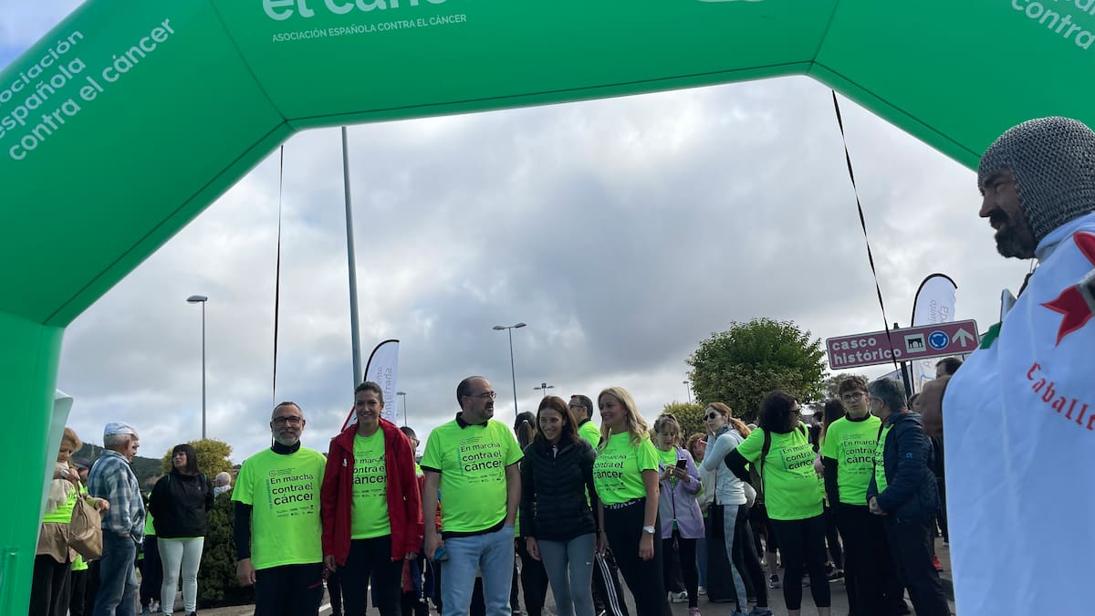 Más de 5.000 personas marchan contra el cáncer en Ponferrada