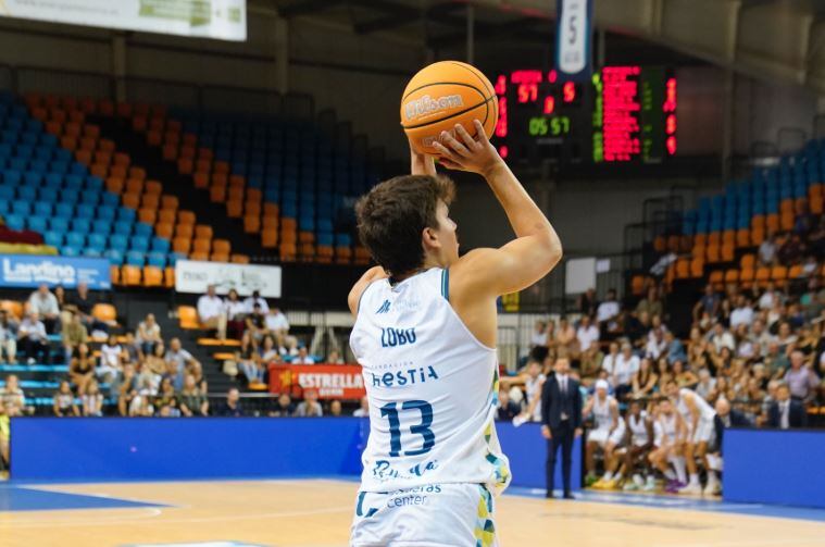 Jaume Lobo va fer 22 punts  i va ser el màxim encistellador de l&#039;equip.