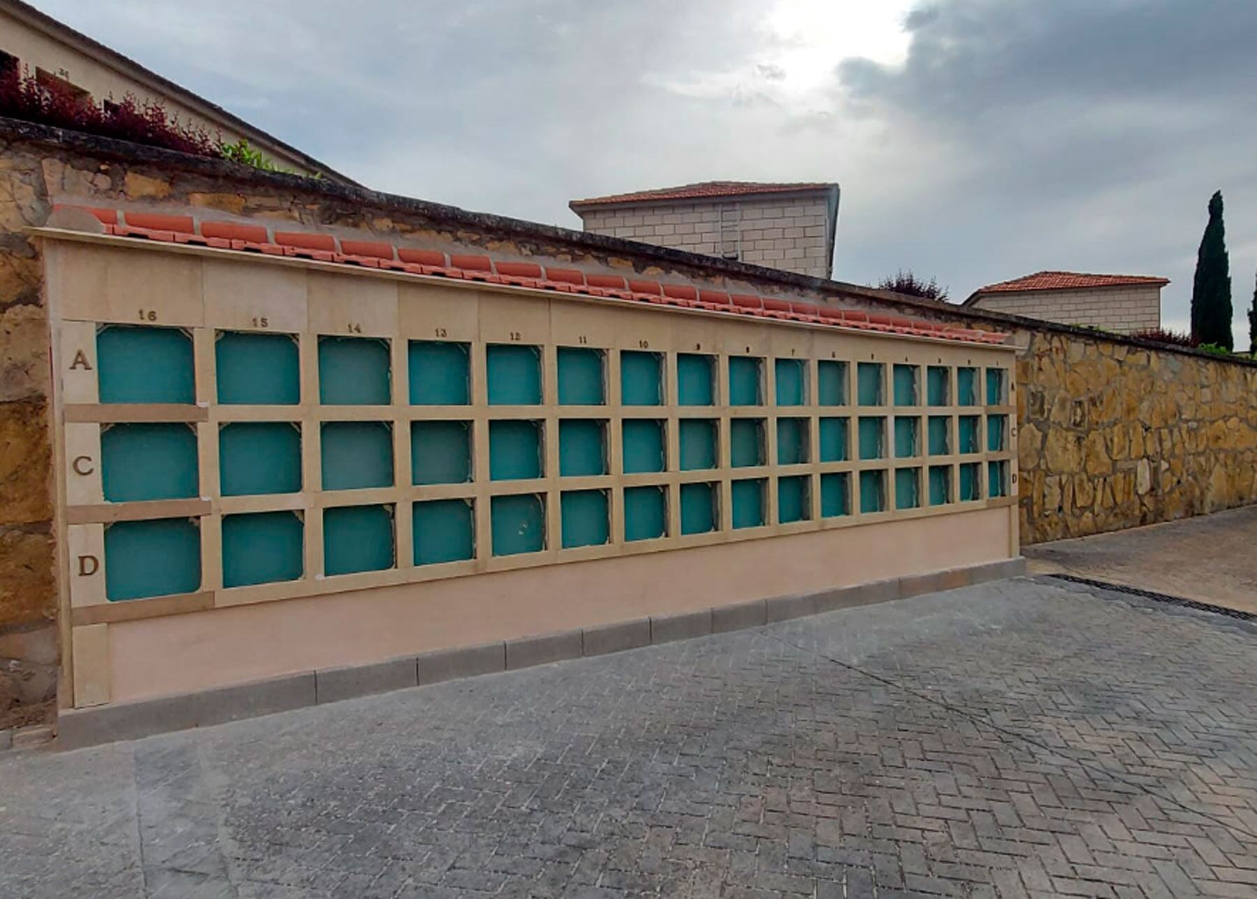 imagen de las actuaciones que se están realizando en el Cementerio Municipal San Antonio Abad