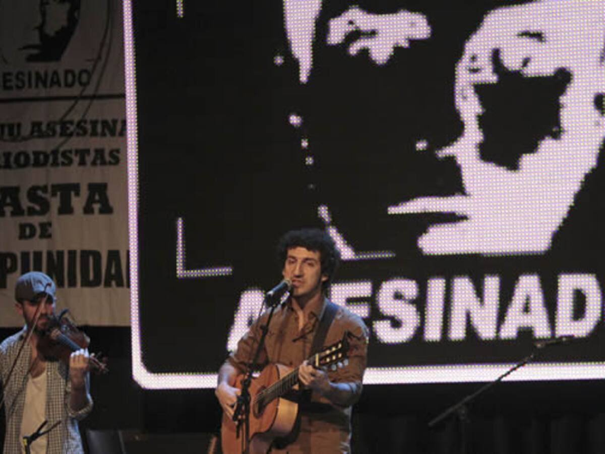 Acordes para no olvidar y hacer justicia a Couso