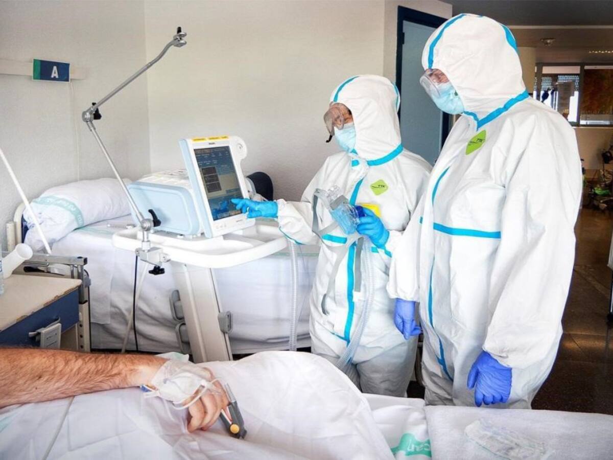 Los sanitarios temen que se dispare la presión asistencial en el hospital si continúa este ritmo de contagios