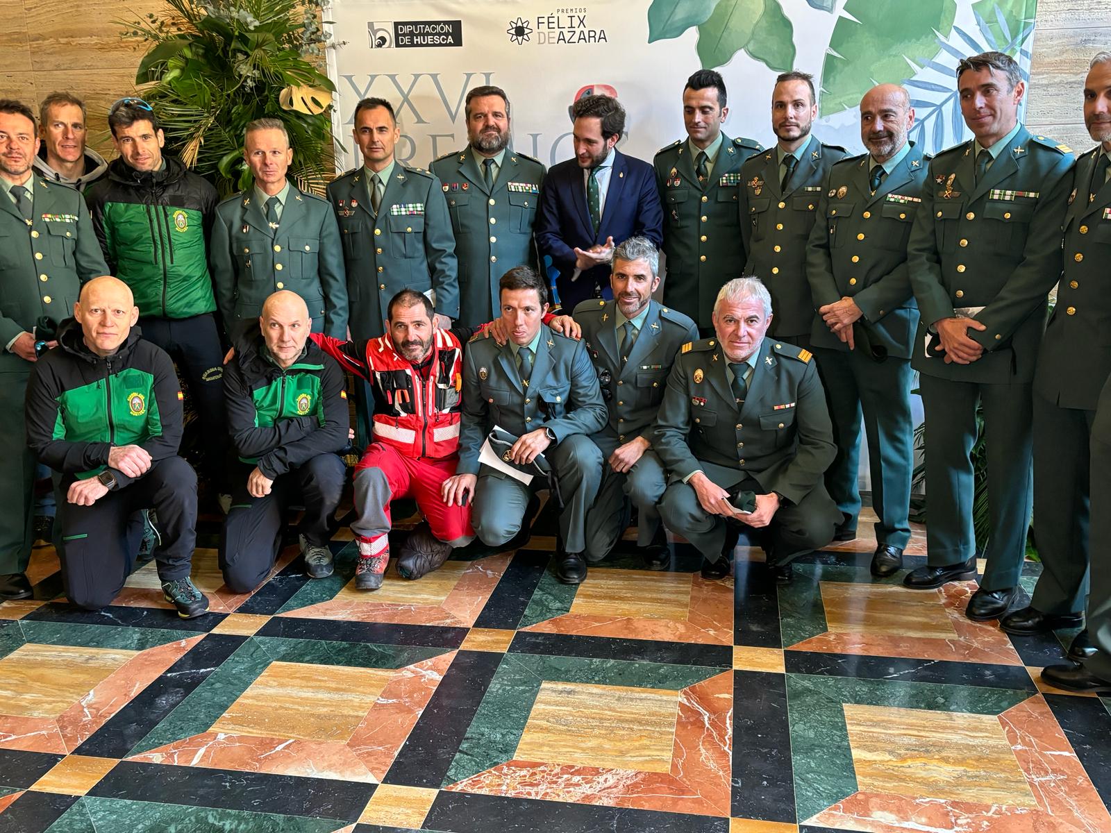 Efectivos del GREIM en Huesca