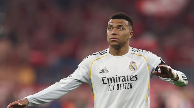 Kylian Mbappé durante el duelo en el Allizan Arena entre Bayern de Múnich y Real Madrid de Champions. (Photo by Lars Baron/Getty Images)