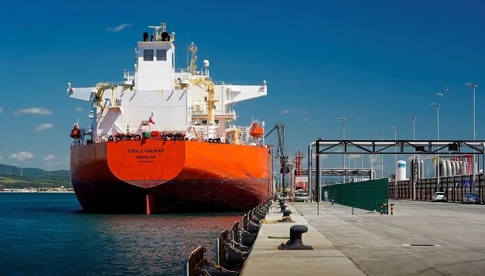 Un barco en el puerto de Algeciras