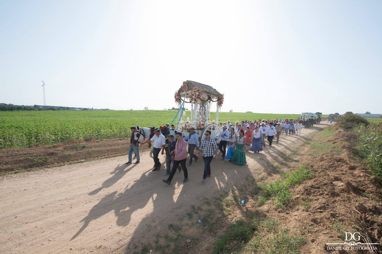 Hermandad del Rocío de Algeciras en el camino de los Llanos