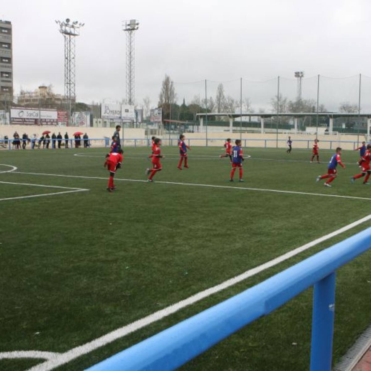 PSOE Tres Cantos pide fomentar que el tejido empresarial local patrocine a los clubes deportivos