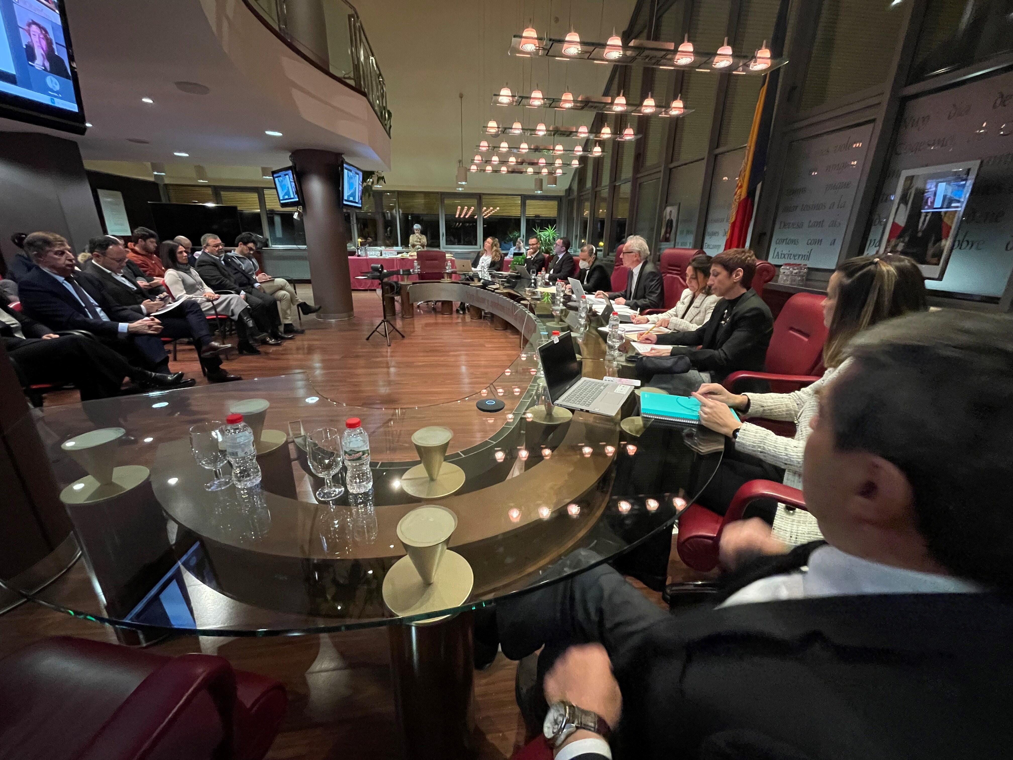 Un moment de la tradicional sessió de Consell Sabut de Canillo d&#039;aquest dimecres.