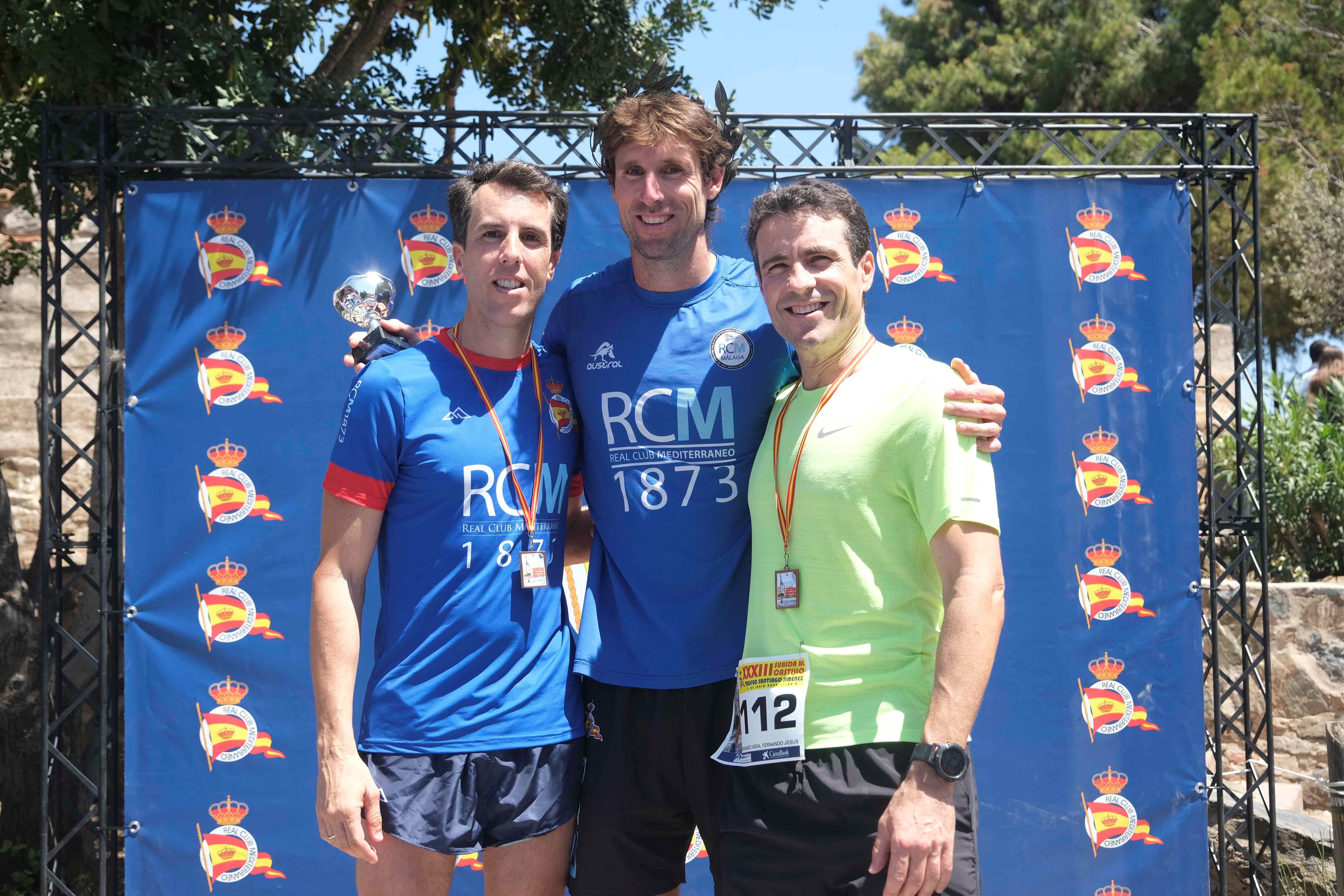 Participantes de la Subida a Gibralfaro, que ganaron Andrés Carnevalli y Trini Martín