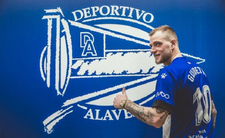 Guidetti el día de su presentación.