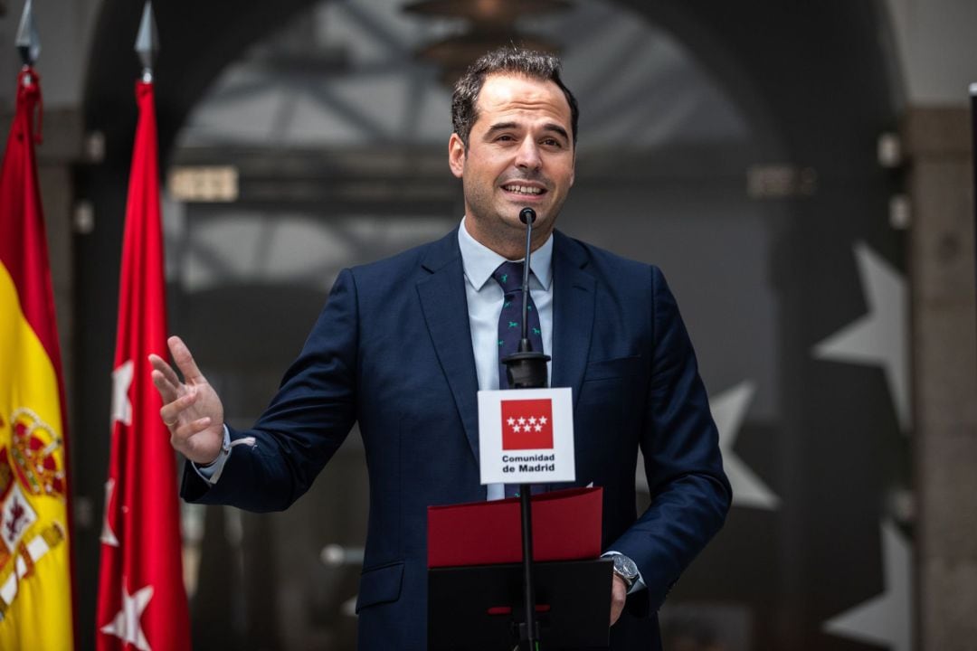 El vicepresidente de la Comunidad de Madrid, Ignacio Aguado, durante su comparecencia este jueves tras reunirse con representantes de la Fundación España Activa