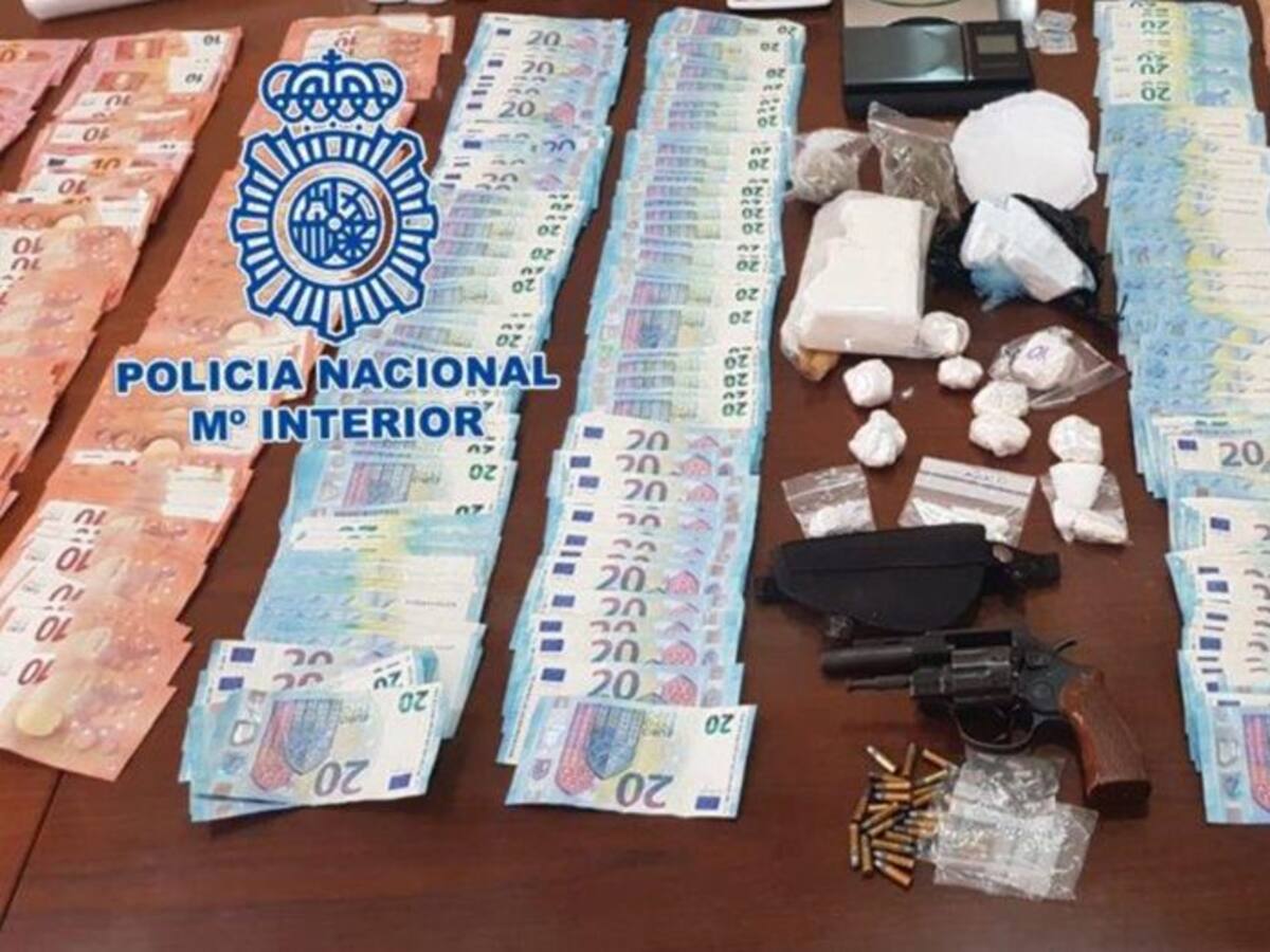 La Policía Nacional detiene a ocho personas en dos operaciones antidroga en Benidorm