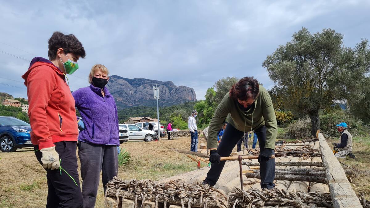 Los nabateros del Gállego realizan un acto simbólico, pensando ya en el descenso de 2022