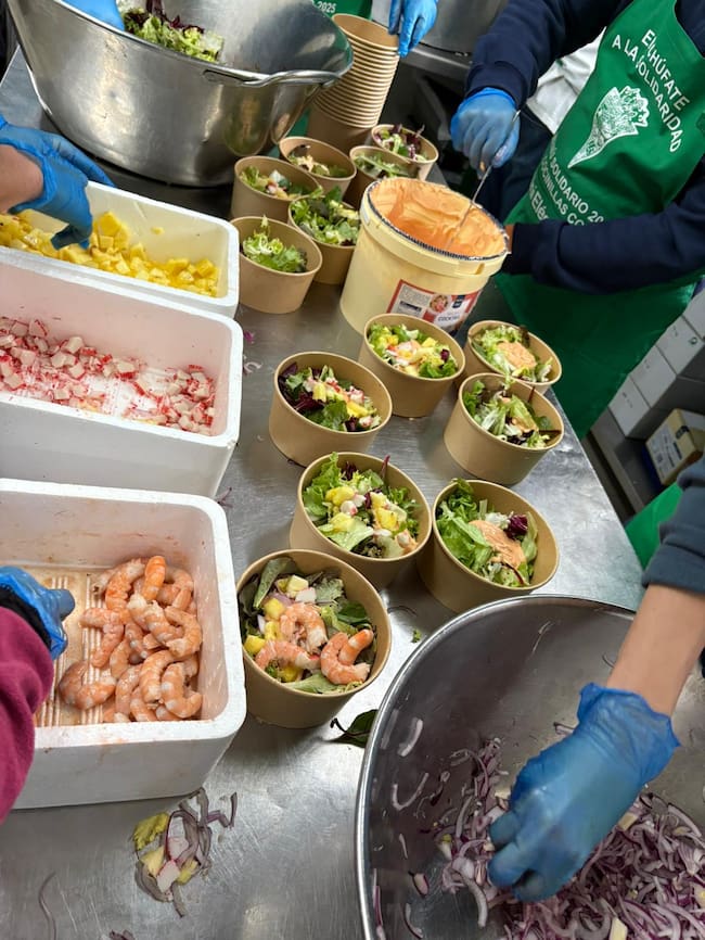 Cocinillas CCF elaboran menús solidarios en Nochebuena
