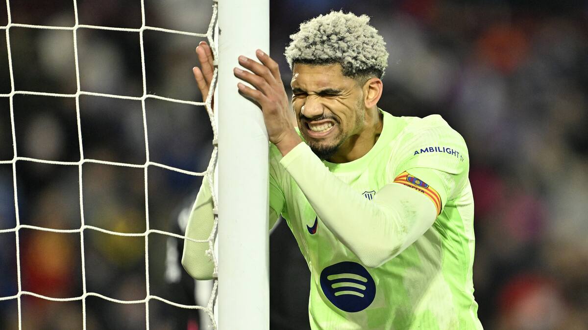 Araújo abre un nuevo 'melón' para Flick