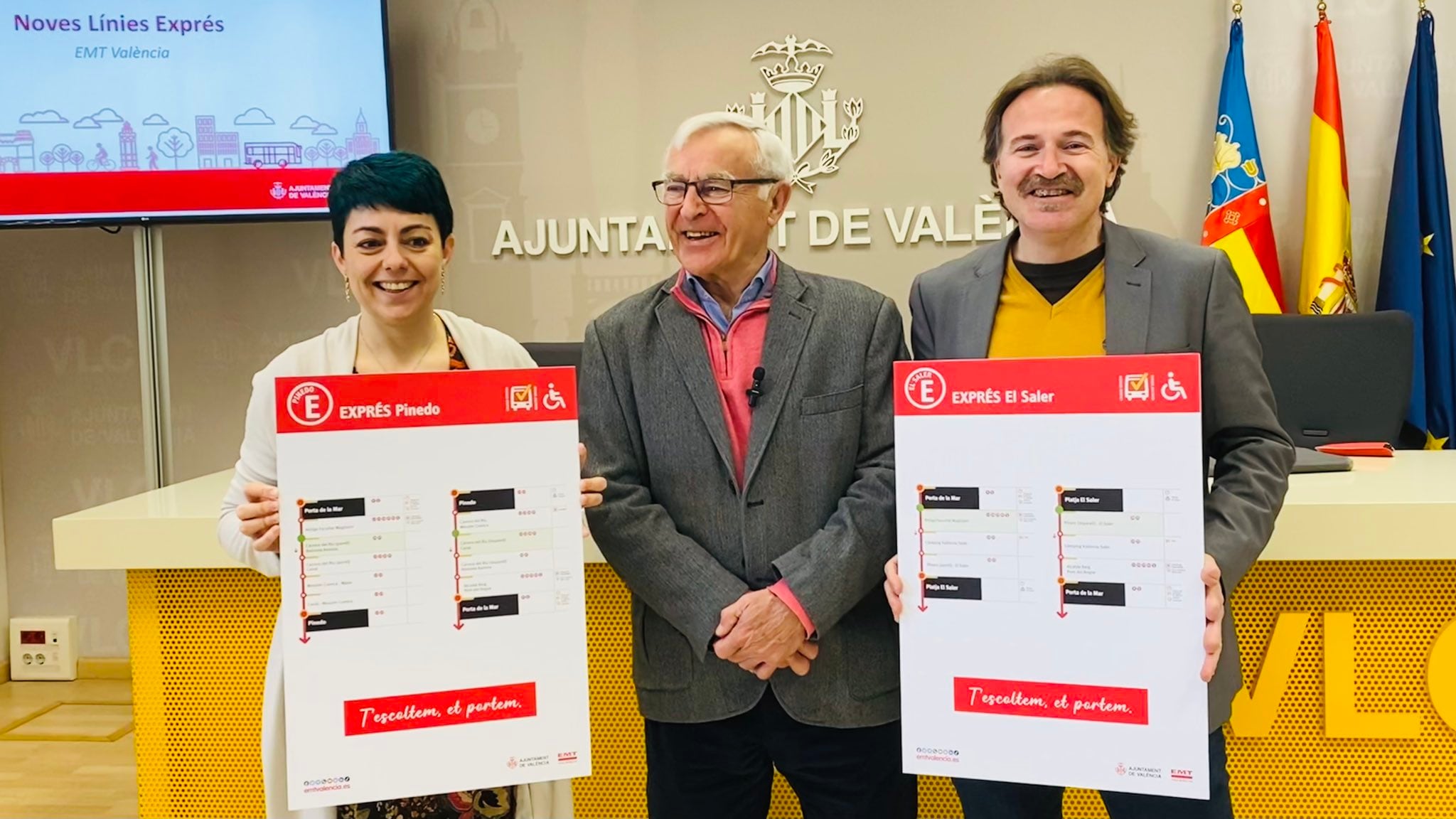 La gerente de la EMT Marta Serrano, el alcalde Ribo y el concejal Grezzi anuncian dos nuevas líneas exprés de la empresa